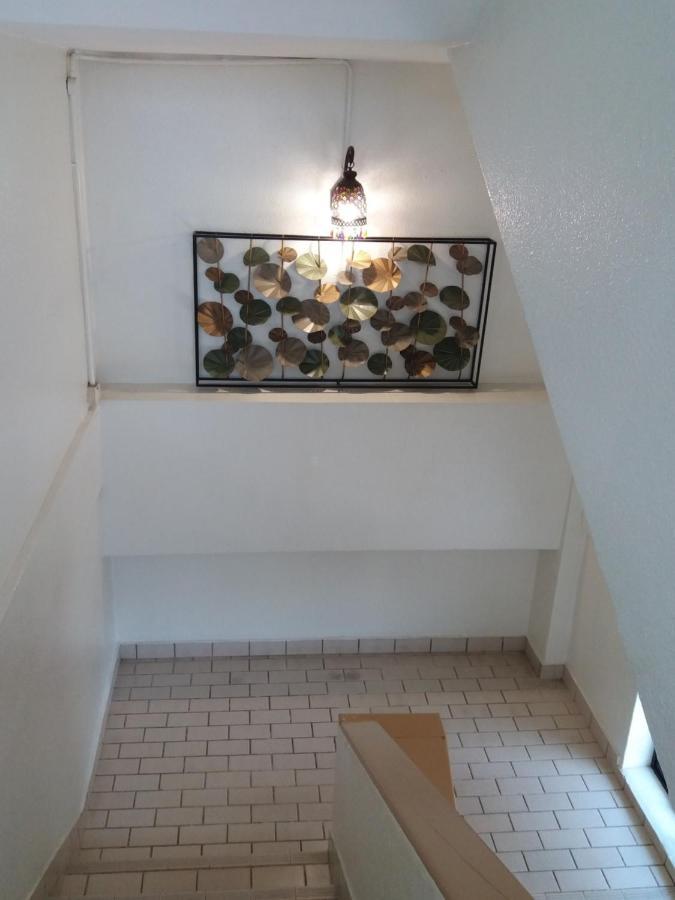 Hotel Lotus *